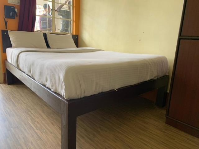 Sweet Home Guest House Shillong Buitenkant foto